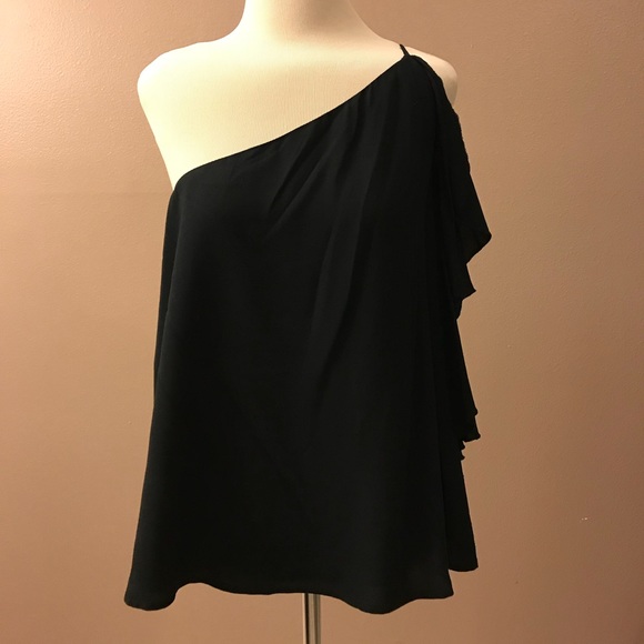 CAD Tops - CAD blouse. NWT.